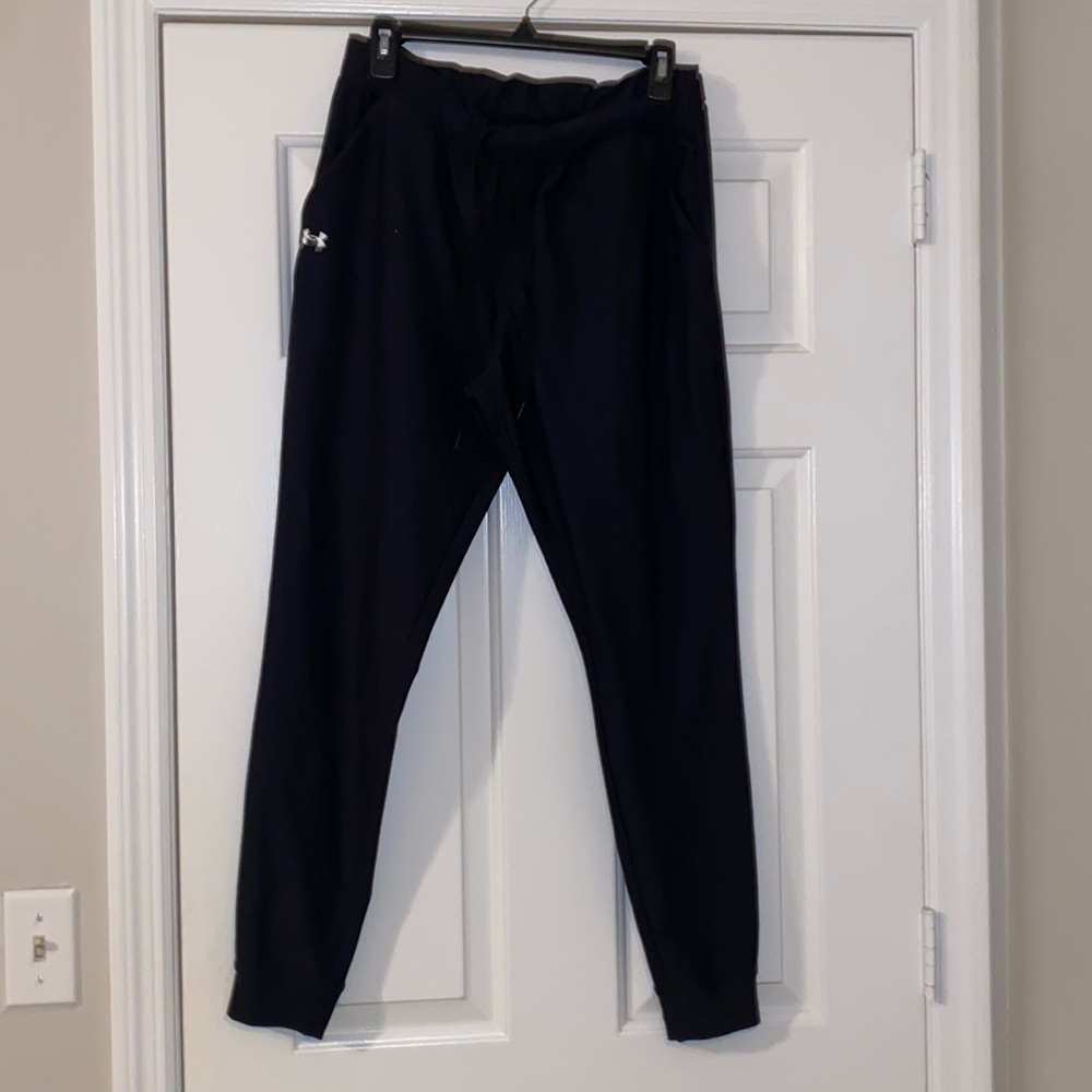 Under Armour Women’s joggers 🏃‍♀️